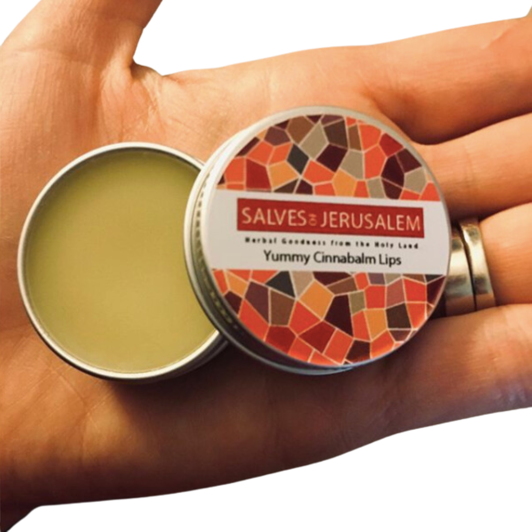 Yummy CinnaBalm Lips - Organic Lip Balm.